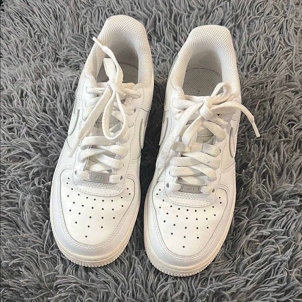 Nike Women’s AF1 White Sneakers